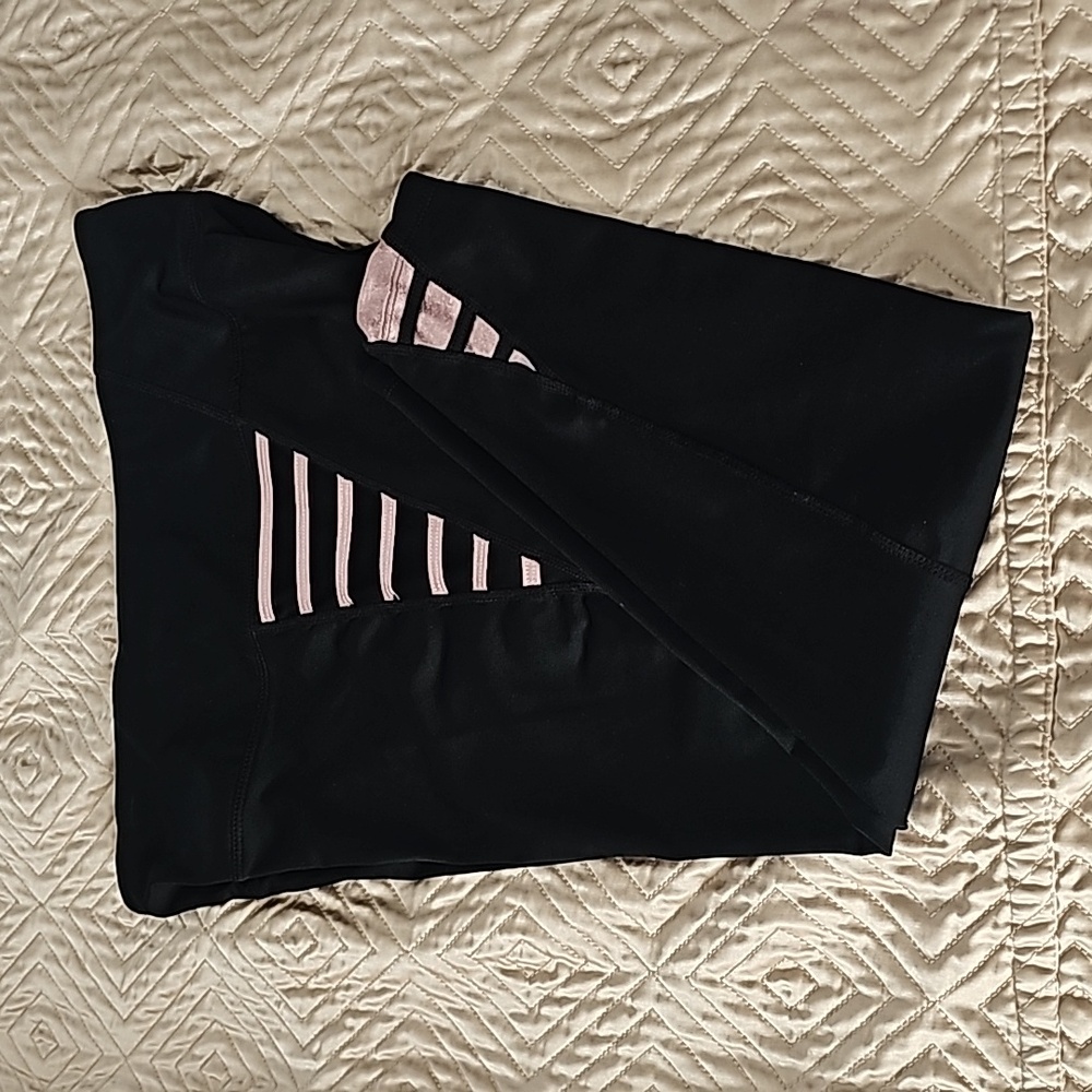 Betsy Johnson Ladies Leggings Sz Large NEW NO TAGS
